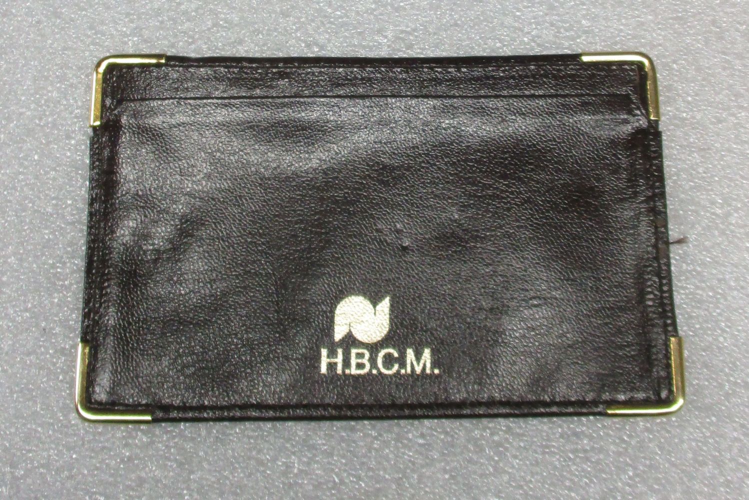 Veuillez patienter...